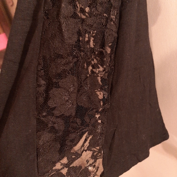 Dynamite tank top with lace sides - Picture 2 of 2